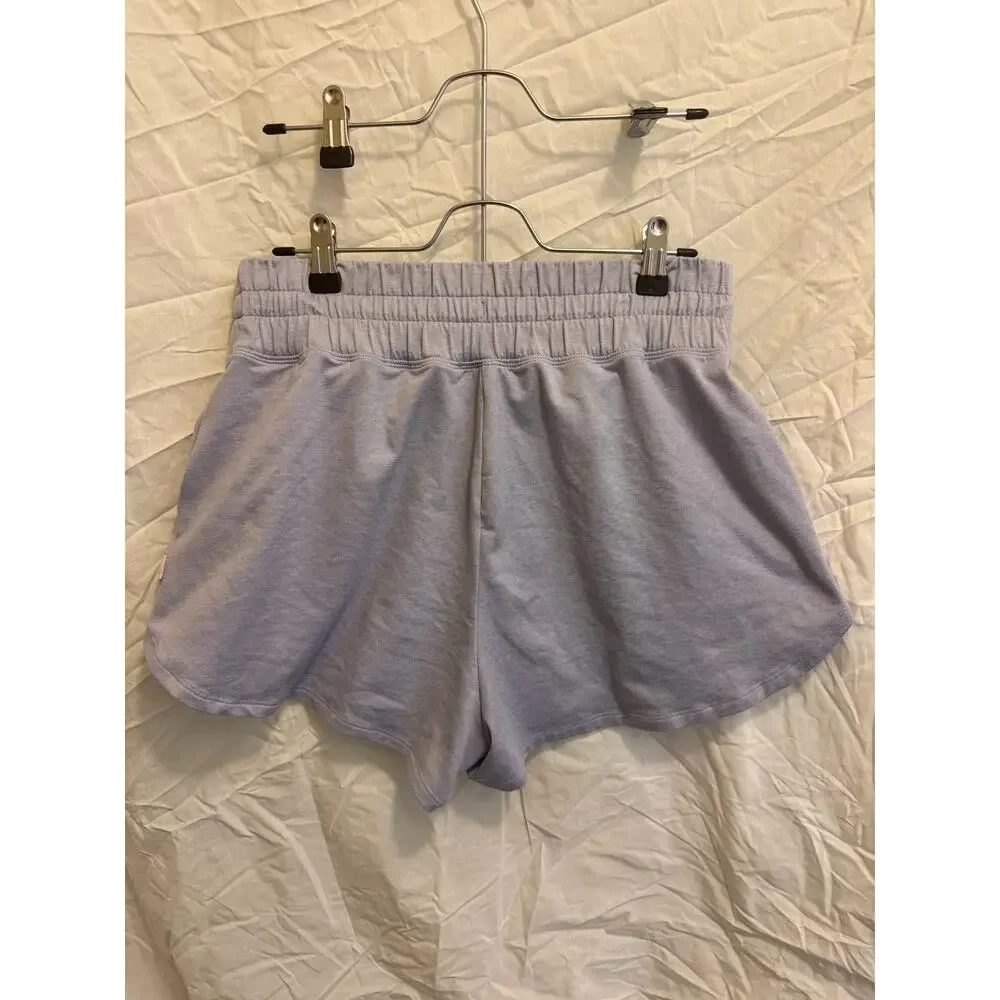 Vuori Halo Performance Short 2.0 - Lavender Mist (Discontinued Color) - Picture 3 of 8
